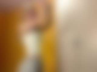 Live cam show with Sabina - Tattoos on Hubzter Live