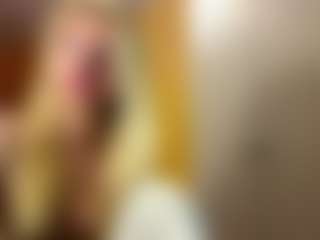 Live cam show with Sabina - Blonde Hair Petite on Uber Horny