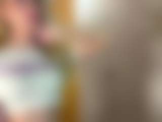 Live cam show with Sabina - Blonde Hair Petite on Soda Cam