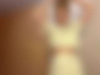 Live cam show with Sabina - Camel Toe on Camsoda