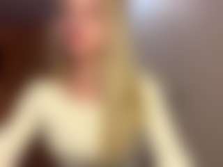 Live cam show with Sabina - Petite on Camsoda