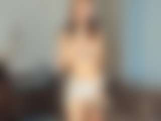 Live cam show with VickieMullings - Striptease Teen (18+) on xxxlivecams.org