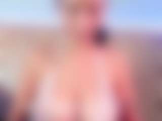 alison-star1's Live Sex Cam Show