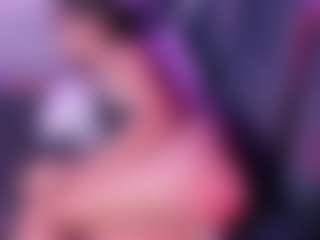 Live cam show with ClairethLove - Shaved Pussy on TastyBlacksLive