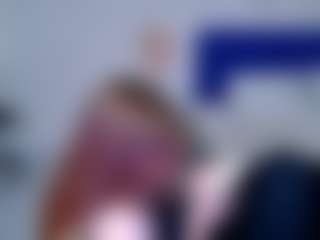Live cam show with LegacyStaar - Tease on SpankPalCams