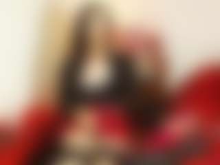 Live cam show with lunaqueen420 - Lean on CamwithHer