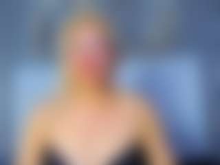 LunaSwetHL's Live Sex Cam Show