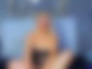 LunaSwetHL's Live Sex Cam Show