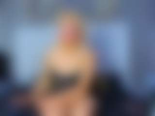 Live cam show with LunaSwetHL - Erotic Dance on CamwithHer