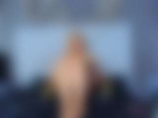 LunaSwetHL's Live Sex Cam Show