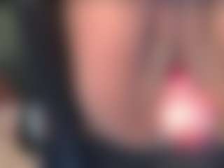 Live cam show with LunaVelvett - Ahegao on Chatstar