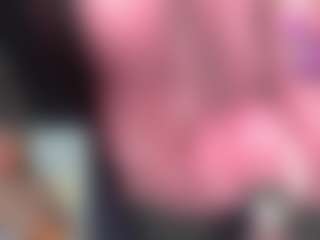 Live cam show with LunaVelvett - Body Massage on SinfulBabes