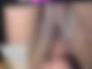 LunaVelvett's Live Sex Cam Show