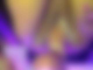 Live cam show with LunaVelvett - Machine on CamSodaAdn