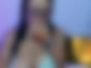 Live cam show with LunaVelvett - Nipple Piercings on Hubzter Live