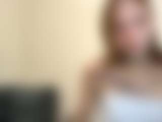 Live cam show with Erica - Skinny White on CamClone