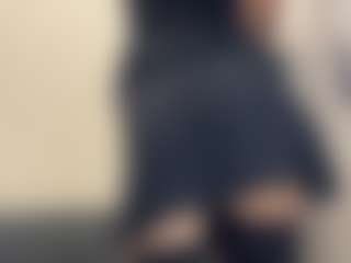 Live cam show with Erica - Bedroom on xxxlivecams.org