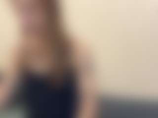 Live cam show with Erica - Athletic Amateur on Camming Site