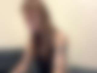 Live cam show with Erica - Ahegao on AdultVida.com