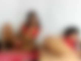 Live cam show with Mia-petite10 - Facial on Camsoda