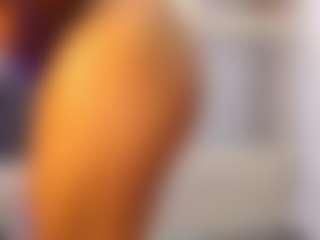 Live cam show with MichelFitnnes - Squirt MILF on Camsoda
