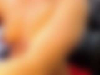 Live cam show with MichelFitnnes - Flirt MILF on hrnylive.com