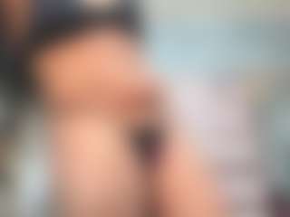 MichelFitnnes's Live Sex Cam Show