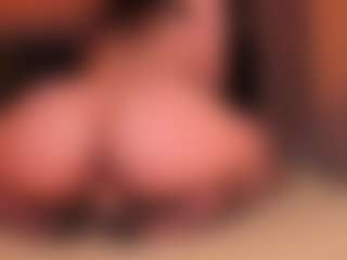 Milan-Daph's Live Sex Cam Show