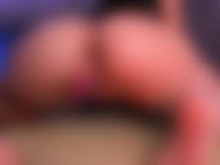 Milan-Daph's Live Sex Cam Show