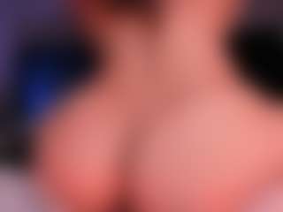 Live cam show with Milan-Daph - Brown Eyes Teen (18+) on liverealitysex.com