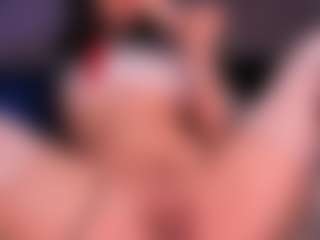 Live cam show with Milan-Daph - Young Adult on livesuperchat.net