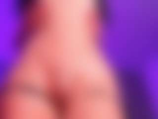 Live cam show with Milan-Daph - Skinny on Milfs Live