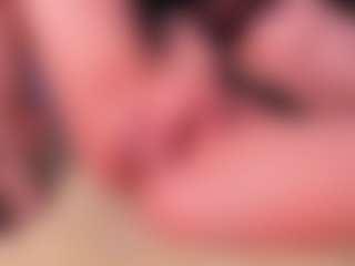 Live cam show with Milan-Daph - Athletic Public on xxxlivecams.org