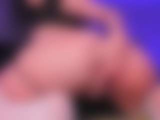 Live cam show with Milan-Daph - Petite on Camiplay Live