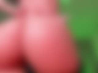 Live cam show with Milan-Daph - Camel Toe on Hubzter Live