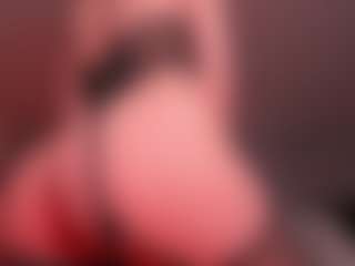 Live cam show with Milan-Daph - Camel Toe on hrnylive.com