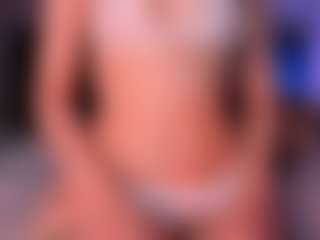 Live cam show with Milan-Daph - Lovense Petite on Lustler