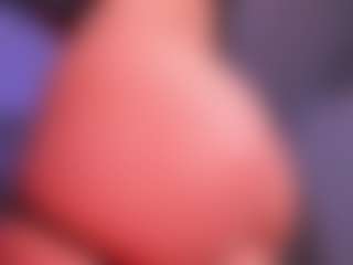 Live cam show with Milan-Daph - Petite on liverealitysex.com