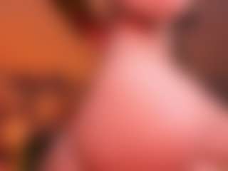 Live cam show with Milan-Daph - Petite on crypto-cams