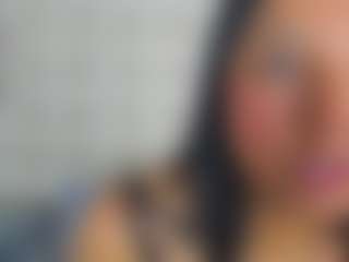 Live cam show with ninabravu - Petite Young Adult on xDating