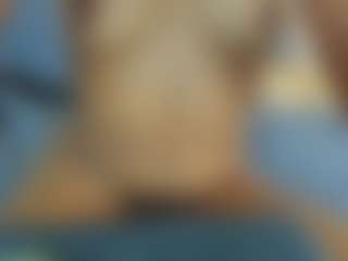 Live cam show with ninabravu - Deepthroat on Uber Horny
