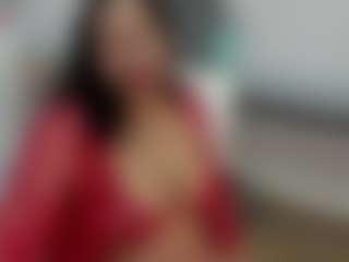 nyomii's Live Sex Cam Show