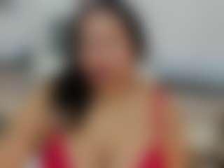 Live cam show with nyomii - Middle Aged on sexylive.show