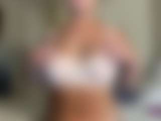 Live cam show with SpicyWetSquirt - Gamer Curvy on Strip Flash - Live Sex Shows