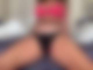 SpicyWetSquirt's Live Sex Cam Show