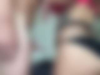 SpicyWetSquirt's Live Sex Cam Show