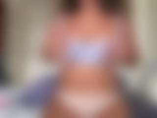 SpicyWetSquirt's Live Sex Cam Show