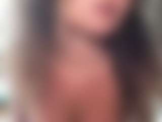SpicyWetSquirt's Live Sex Cam Show
