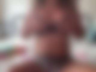 SpicyWetSquirt's Live Sex Cam Show