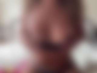 SpicyWetSquirt's Live Sex Cam Show